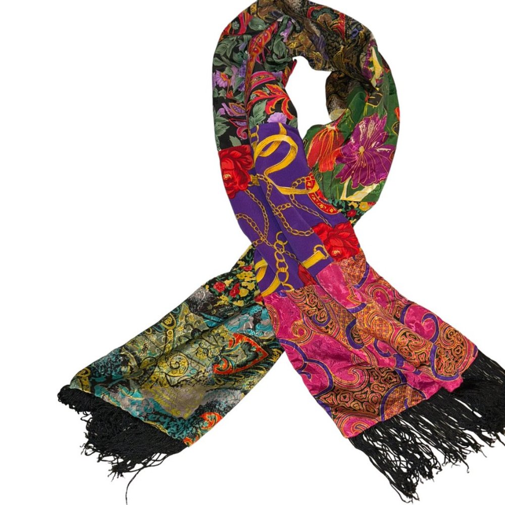 Vintage 80s Vibrant very cool rich Baroque floral print fringe scarf wrap